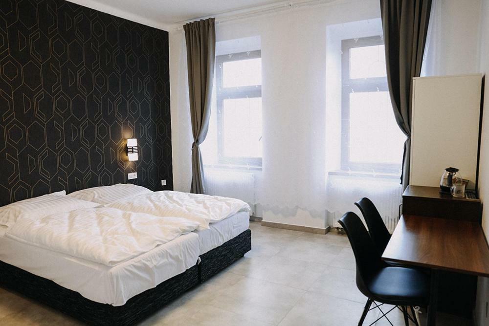 Oasis Teplice Hotel Buitenkant foto