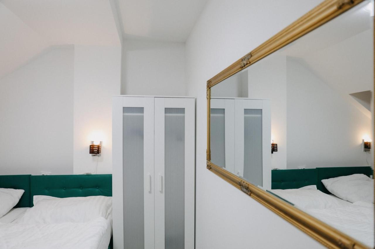 Oasis Teplice Hotel Buitenkant foto